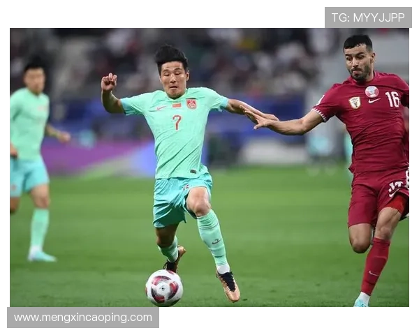 中国足球队备战亚洲杯 新帅展望战术调整 力争突破历史瓶颈迎接挑战