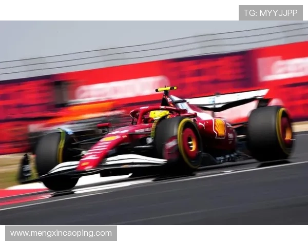 红牛车队战略再成焦点维斯塔潘与汉密尔顿激烈争夺冠军桂冠